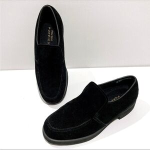Vintage 1990 Black Suede Hush Puppies Loafers Size 6.5M Women's. Like New